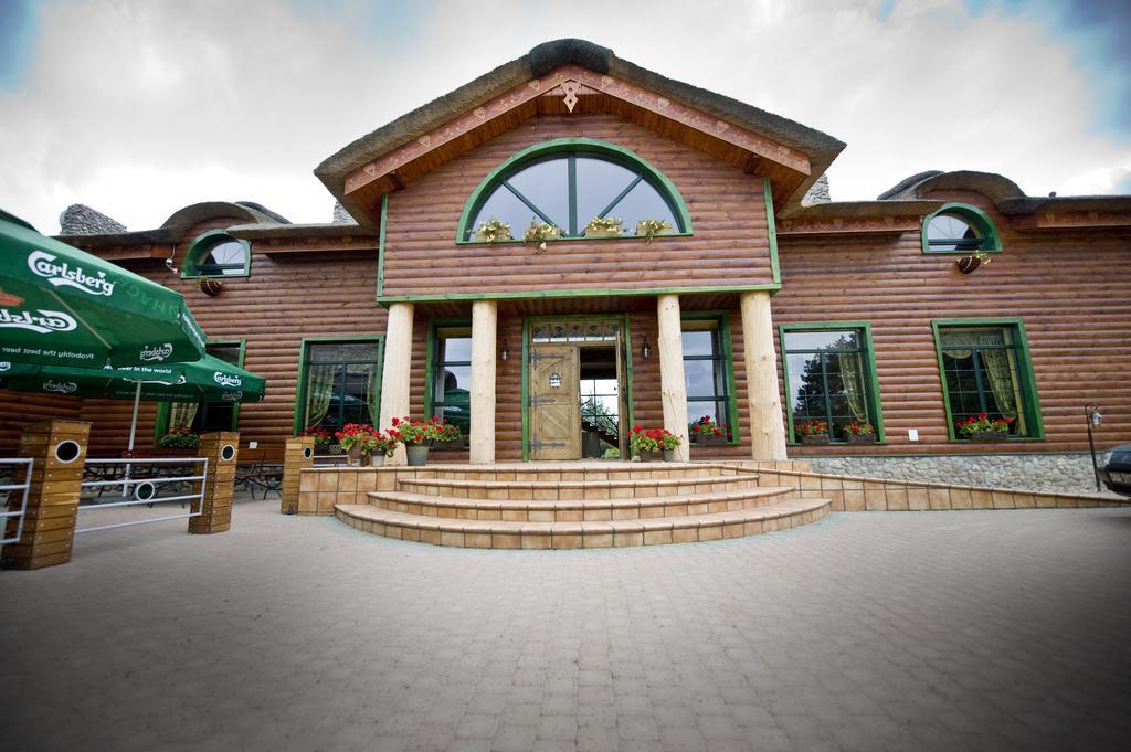 Dalnia Karczma Biesiadna Bed & Breakfast エクステリア 写真