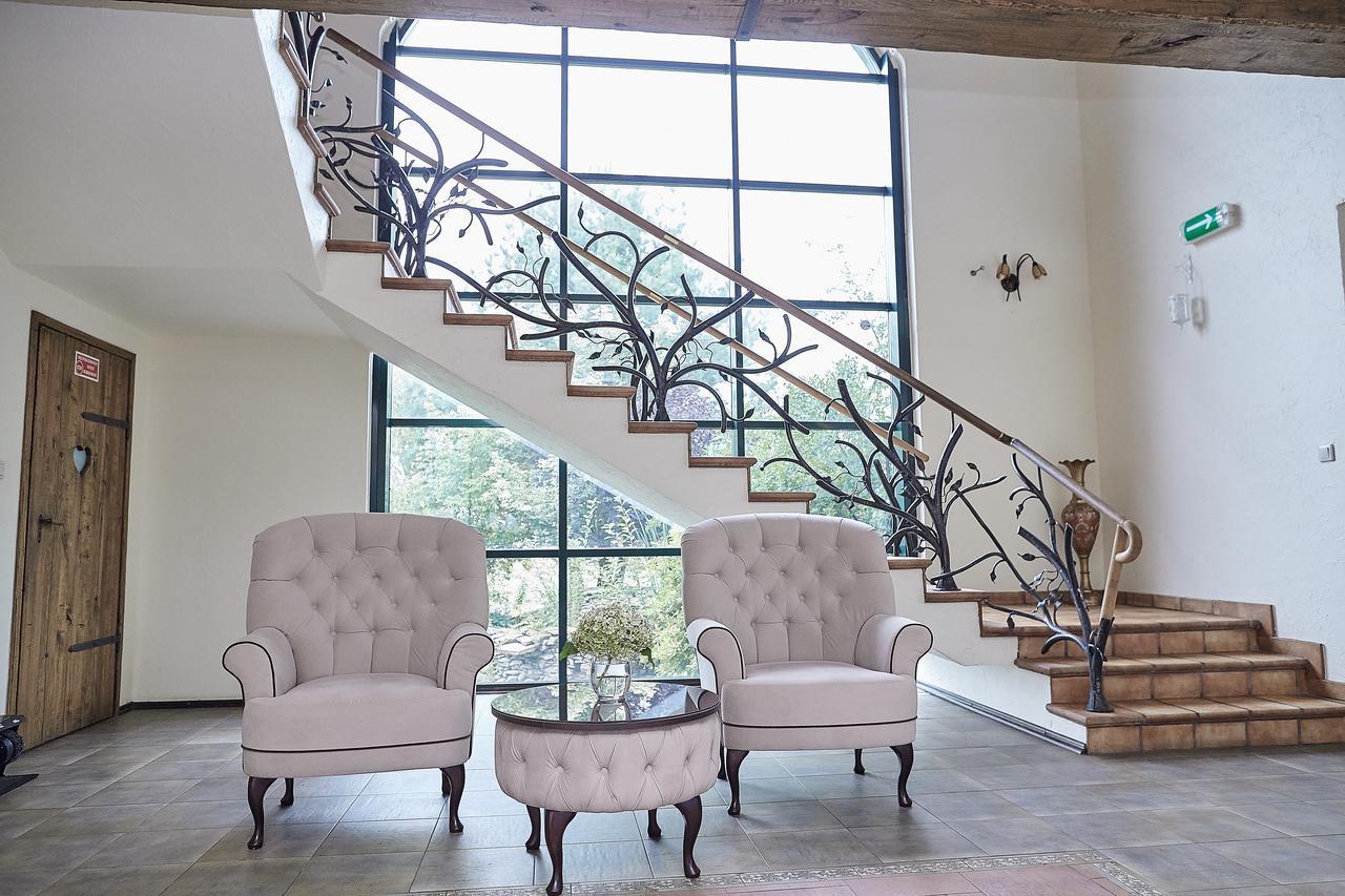 Dalnia Karczma Biesiadna Bed & Breakfast エクステリア 写真