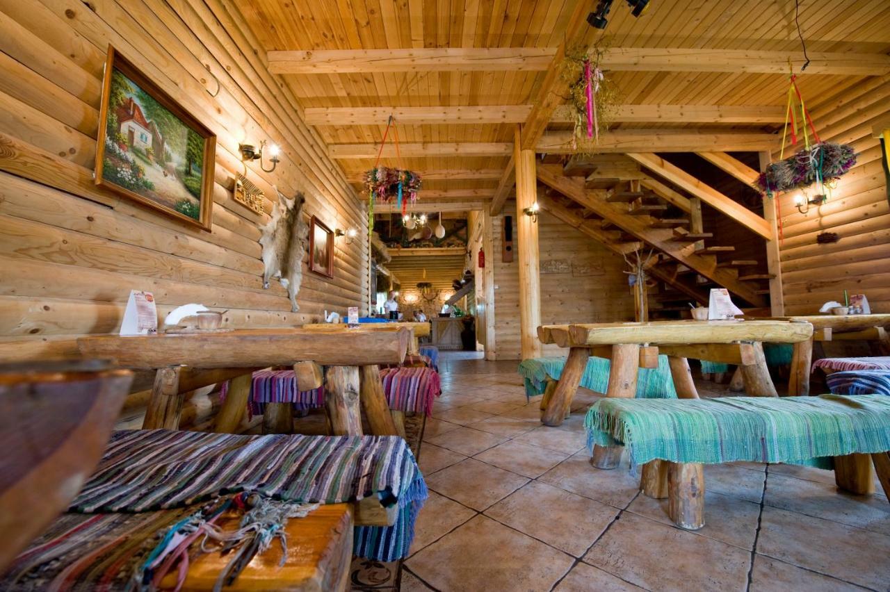 Dalnia Karczma Biesiadna Bed & Breakfast エクステリア 写真